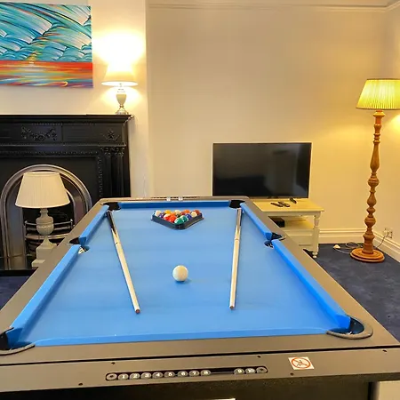 Blue Ocean Seaview Penthouse Perfectly Saltburn-by-the-Sea