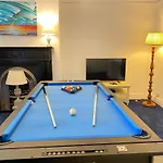 Blue Ocean Seaview Penthouse Perfectly Saltburn-by-the-Sea
