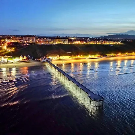 Apartment Blue Ocean Seaview Penthouse Perfectly Saltburn-by-the-Sea