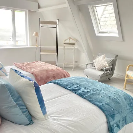 Blue Ocean Seaview Penthouse Perfectly Saltburn-by-the-Sea